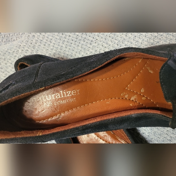 Naturalizer N5 Comfort Loafer - Picture 4 of 13